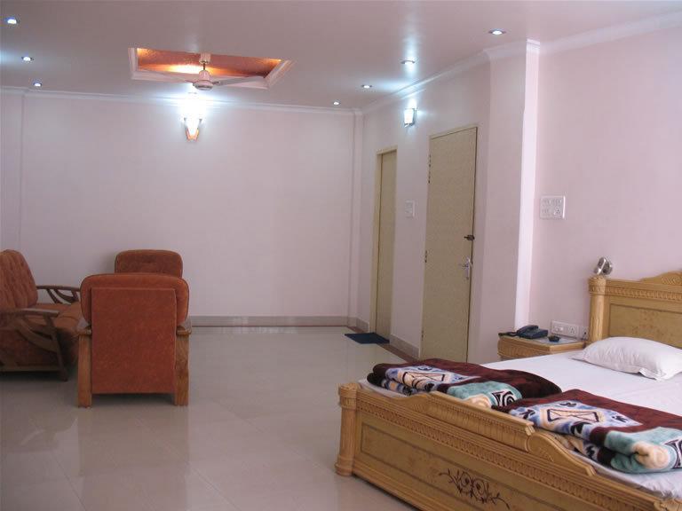 Hotel Rest Inn Lucknow Exterior foto