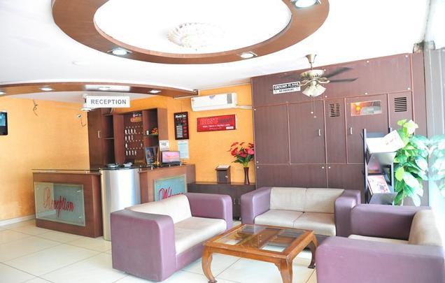 Hotel Rest Inn Lucknow Exterior foto